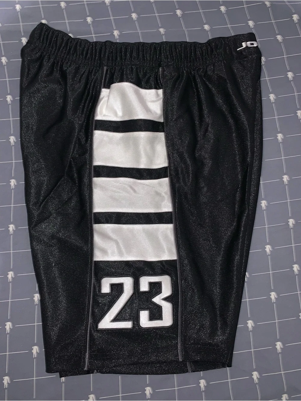 Jordan Brooklyn Cat Scratch Men's Shorts HV0560-011 Size: Medium
